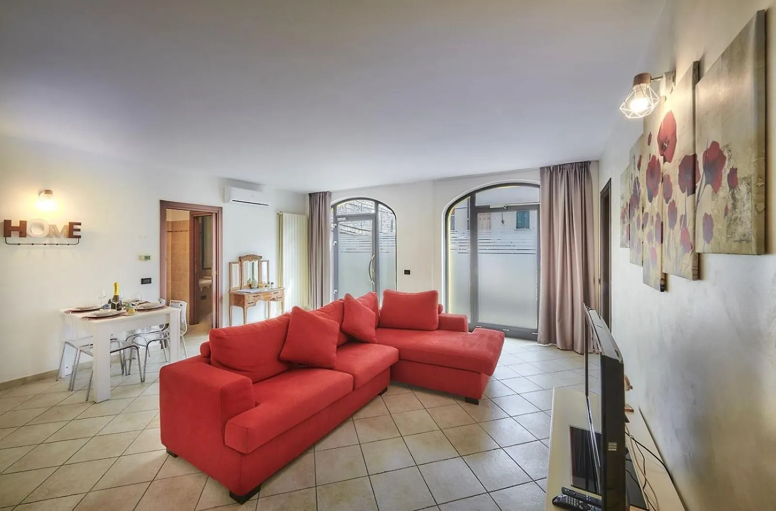 La Casa Di Cinzia Central Apartment Lierna 0*,