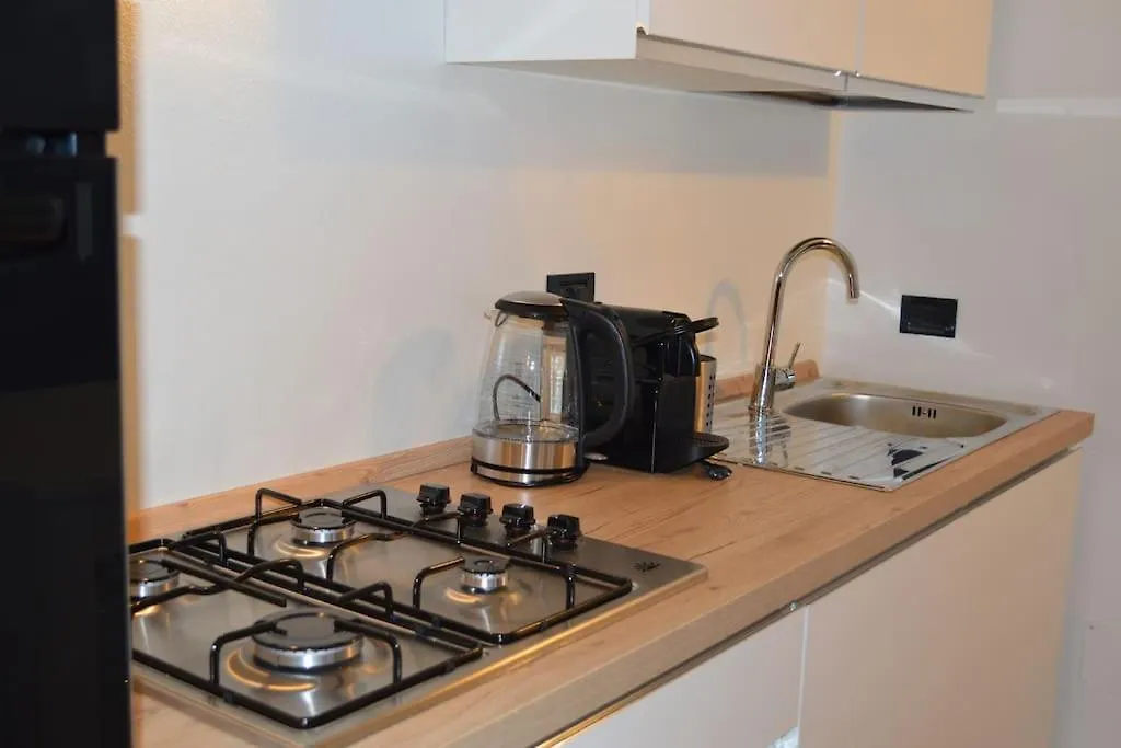 La Casa Di Cinzia Central Apartment Lierna